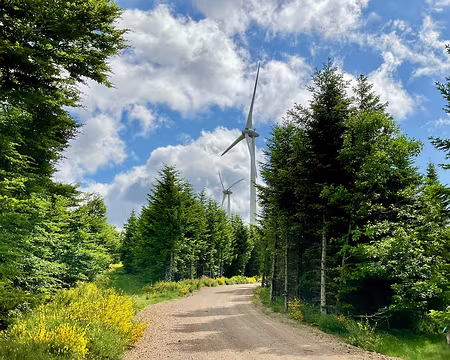 IMG_1467 éoliennes des Taillades