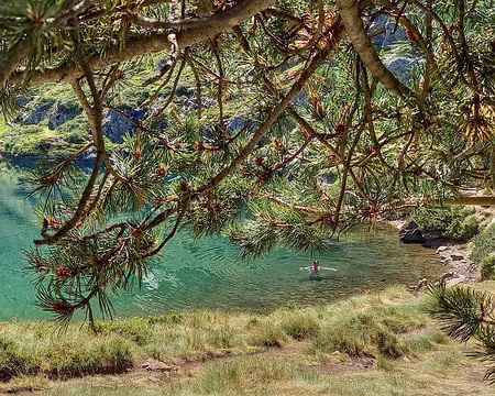 001 Dimanche 24 juillet. Baignade bienvenue à l'Etang Sourd 1950 m, après 750 m de montée.