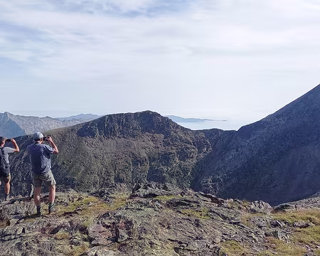 013 Vue vers la Pointe et le Pic du Montcalm 3077 m.