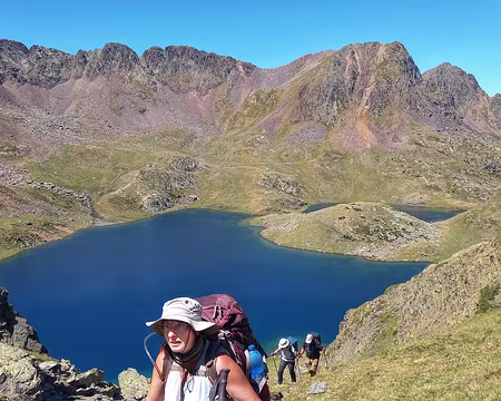 037 Maria dans la montée à la Portella de Baiau (Ahou, ahou!!)
