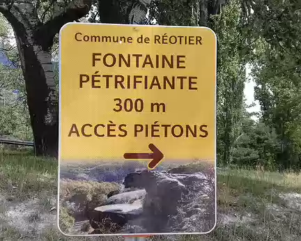 128 L’après-midi, découverte de la Fontaine pétrifiante de Réotier, dans la vallée de la Durance