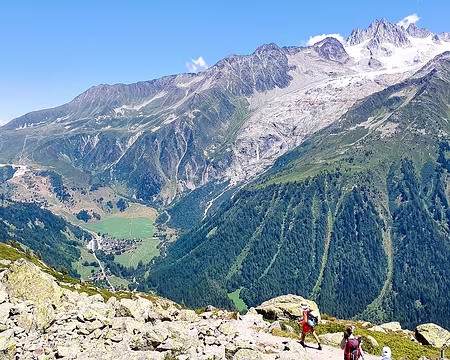 20220724-14h19m57s-20220724_141957-V3 On file vers la Suisse par le balcon