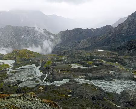 20220729-12h09m43s-P1130333-V3 Vue du Col (2965 ou 2987m ?) vers la cabane de Prafleuri.