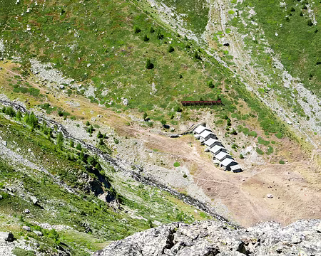 20220803-14h30m52s-P1130798-V3 Augstbordstafel.