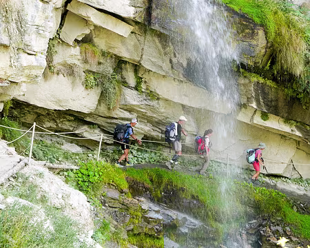 20220804-11h54m14s-p1130827_52366892783_o-V3 Passage rafraichissant (1556m).