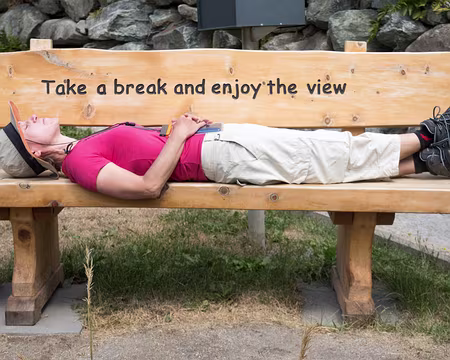 20220806-14h41m07s-XLA02527-V3 Le repos de la co-organisatrice