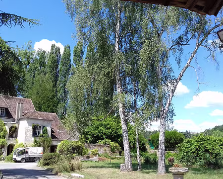 012 Construit en 1684, cet ancien moulin a été transformé en haras par Louis Colonna, cavalier international, en 1952