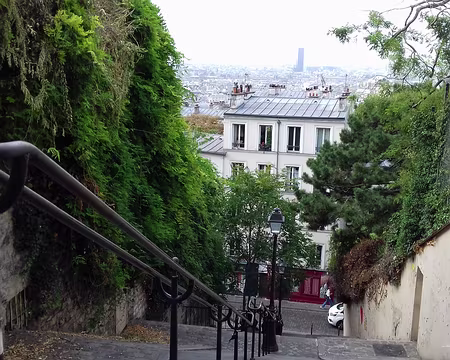 016 Au sommet, vue sur Paris (et la Tour Montparnasse)