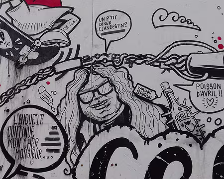 048 et Pierre-Jean Chalençon !