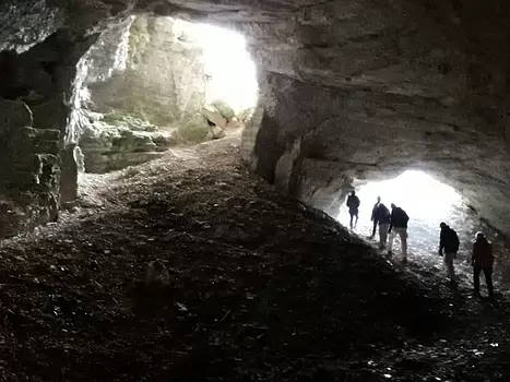 Michel Bozena G, Michel DG, détail sortie