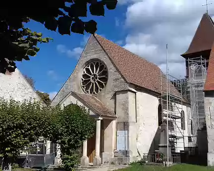 028 Le portail occidental et la rosace (XIIIème siècle) de l’église Saint-Martin à Labbeville