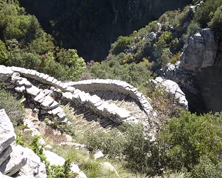 DSC00276 Escalier de Vradeto