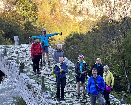 20221016_065326871_iOS