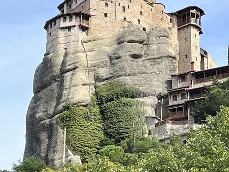 Monique Monique M, détail sortie