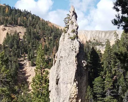 056 cheminée de Fée