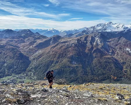082 Au dessus de Serre-Chevalier. Le Pelvoux au centre.