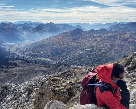 084 Le Grand Aréa 2869 m. Vue sur Briançon.