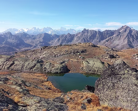 105 L'un des 4 lacs des Gardioles.