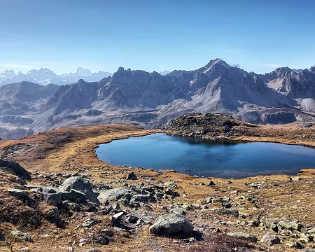 113 Le Lac le plus au sud, comme en suspension, à 2600 m.