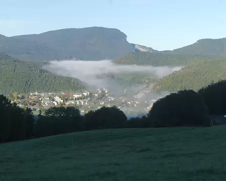 10046056