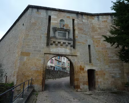 P1320057 La porte Henri IV