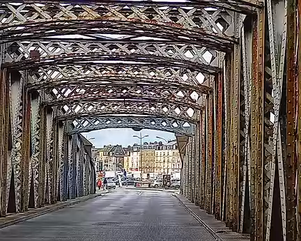 34.jpeg Dieppe, le Pont Colbert, pont tournant datant de 1885. Le dernier en Europe à fonctionner dans sa configuration d'origine.