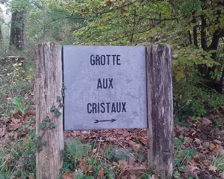 020 Direction la Grotte aux Cristaux (à Bellecroix)