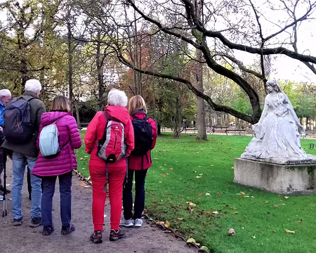 010 Le groupe devant la statue de George Sand