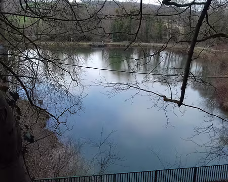 018 Le bassin vu de la colline de Chalifert