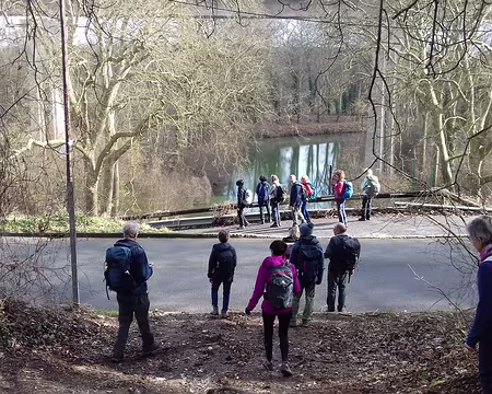 020 Le canal, long de 12 km relie Meaux à Chalifert
