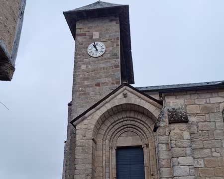 014.JPG Église Saint-Barthélémy. Remonte au XIIe siècle, remaniée XVe et XIXe siècles