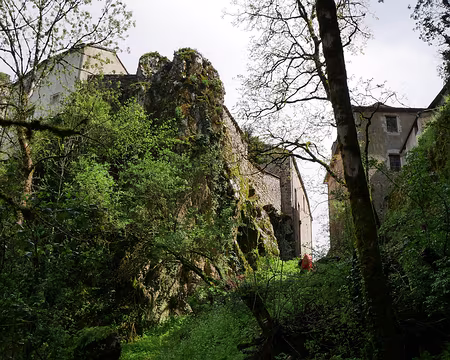 Lottentetic-44 Arrivée en haut de St Cirq Lapopie