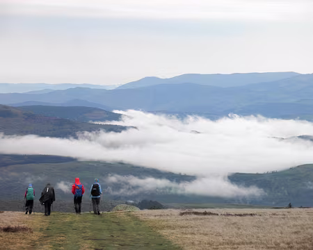 20230429-12h37m58s-P4290629-V3 sommet de Finiels - vers Mont Aigoual