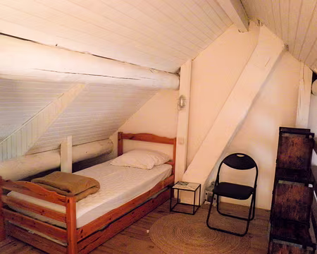 20230430-07h30m23s-P4300647-V3 le Pont de Montvert - gite