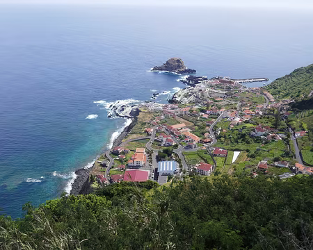 Mad079 Porto Moniz et ses piscines naturelles d’eau de mer