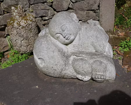 Mad123 Ce petit jizo vous dit merci et au revoir !