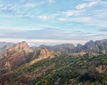 029 8h, tôt pour éviter la foule, Pico do Arieiro, 1818m, sommet de l'île.