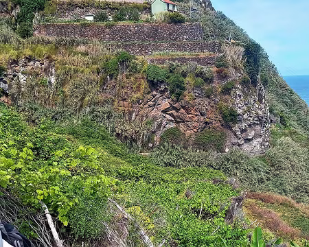 087 Par la vereda Fontes et ses vignes.