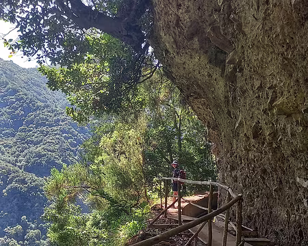 114 Travaux en cours.