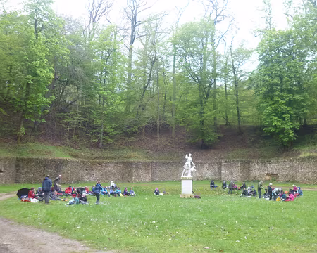P1160668 Pique-nique du rendez-vous de printemps autour de Diane chasseresse, parc de Marly