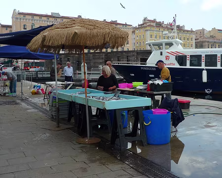 P1330068 Postface : Vieux Port Marseille
