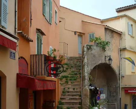 P1320915 Préface à Saint Tropez