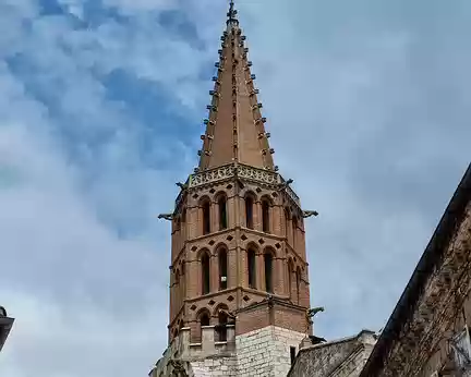 076.JPG Caussade. Église Notre-Dame de l'Assomption. Le clocher, avec ses 54 mètres, est le plus haut du département