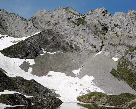 20230617-07h37m52s-IMG_20230617_073750-V3 Le lac glaciaire de Tardevant et les premiers névés