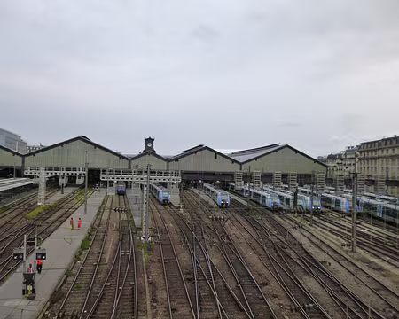 P1170014 Les voies de la gare Saint-Lazare