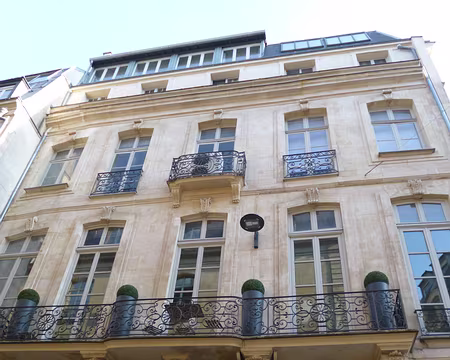 P1160947 Hôtel de Coigny, XVIIIè s., rue Danielle Casanova