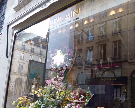 P1160949 Boutique Guerlain, rue Saint-Honoré