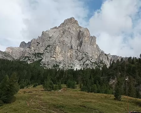 0125 vers Col Del Pass