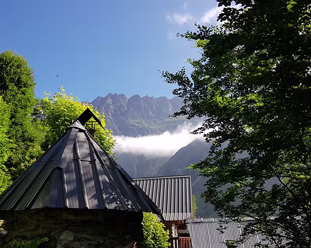 2023_07_03-09_58_30 Joli hameau de Lanchâtra