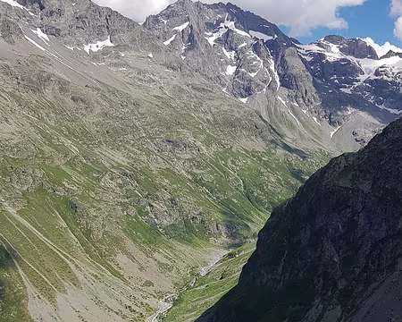 2023_07_04-15_52_42 Vers le fond de la vallée